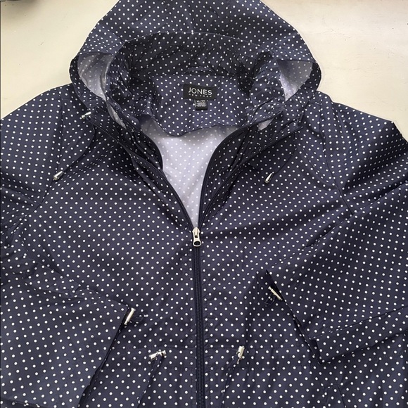 Jones New York Navy Micro Dot Packable Jacket Windbreaker Rain
Jacket Sz XL NWOT - Picture 10 of 13